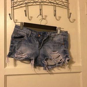Denim distressed shorts